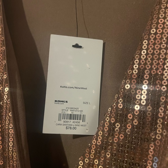 Cara Santana by Nine West. Beautiful gold sequins dress with matching belt. - Picture 4 of 12